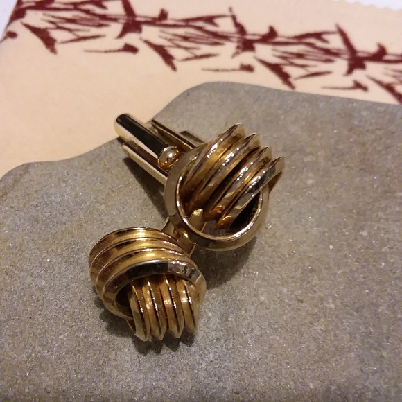 Men gold cufflinks - Picture 2 of 6
